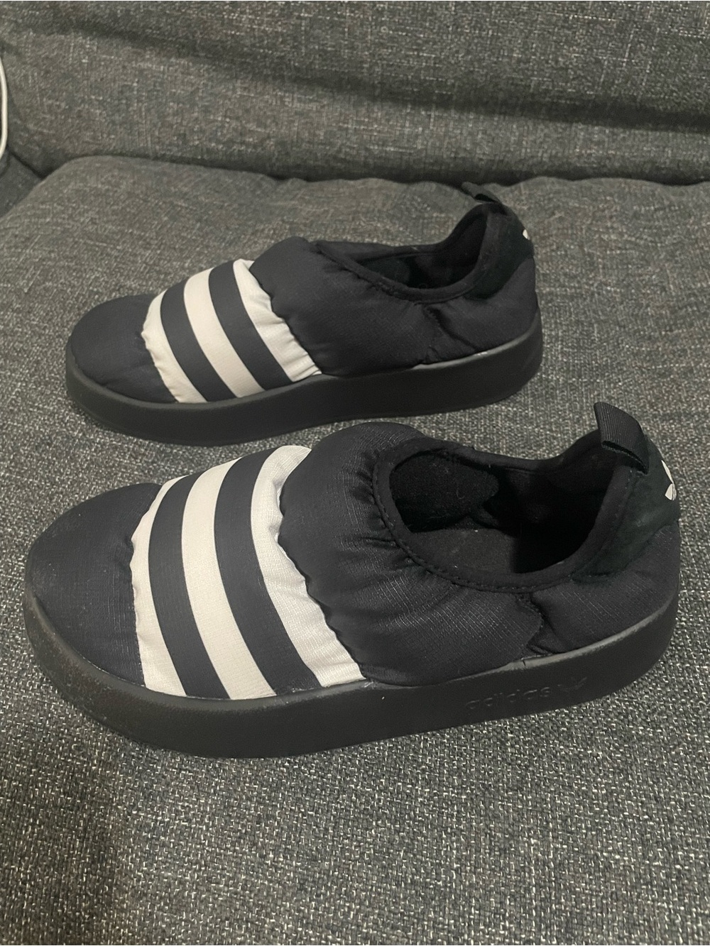 Adidas Puffylette Shoes Size 7 - Picture 3 of 8